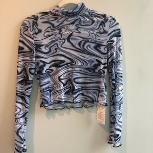 Brand New Cropped Swirl Shirt